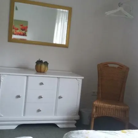Maximin Apartment